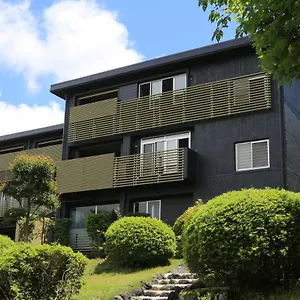 **** Ryokan Yuyado Zen Japon